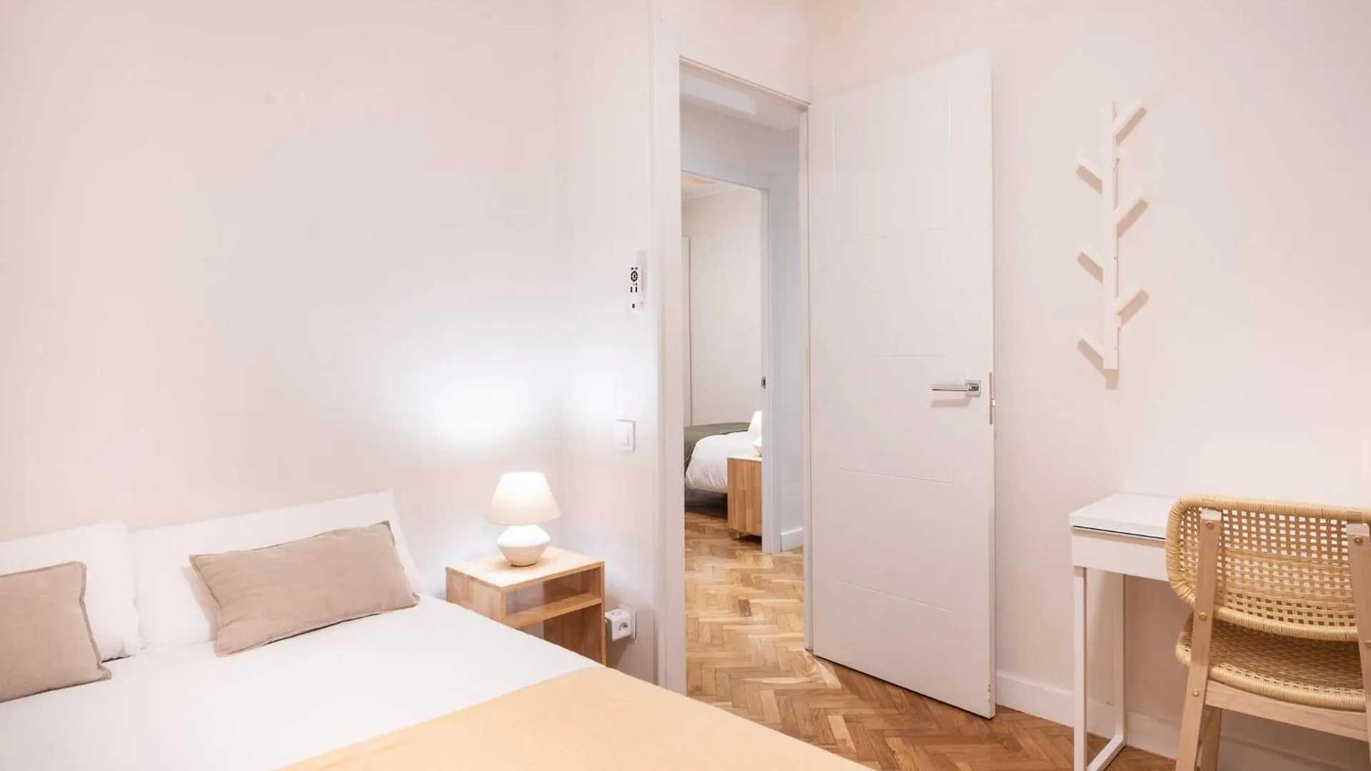 Warmth And Comfort In The Sought-After Eixample Barcelona 0*,  Spain